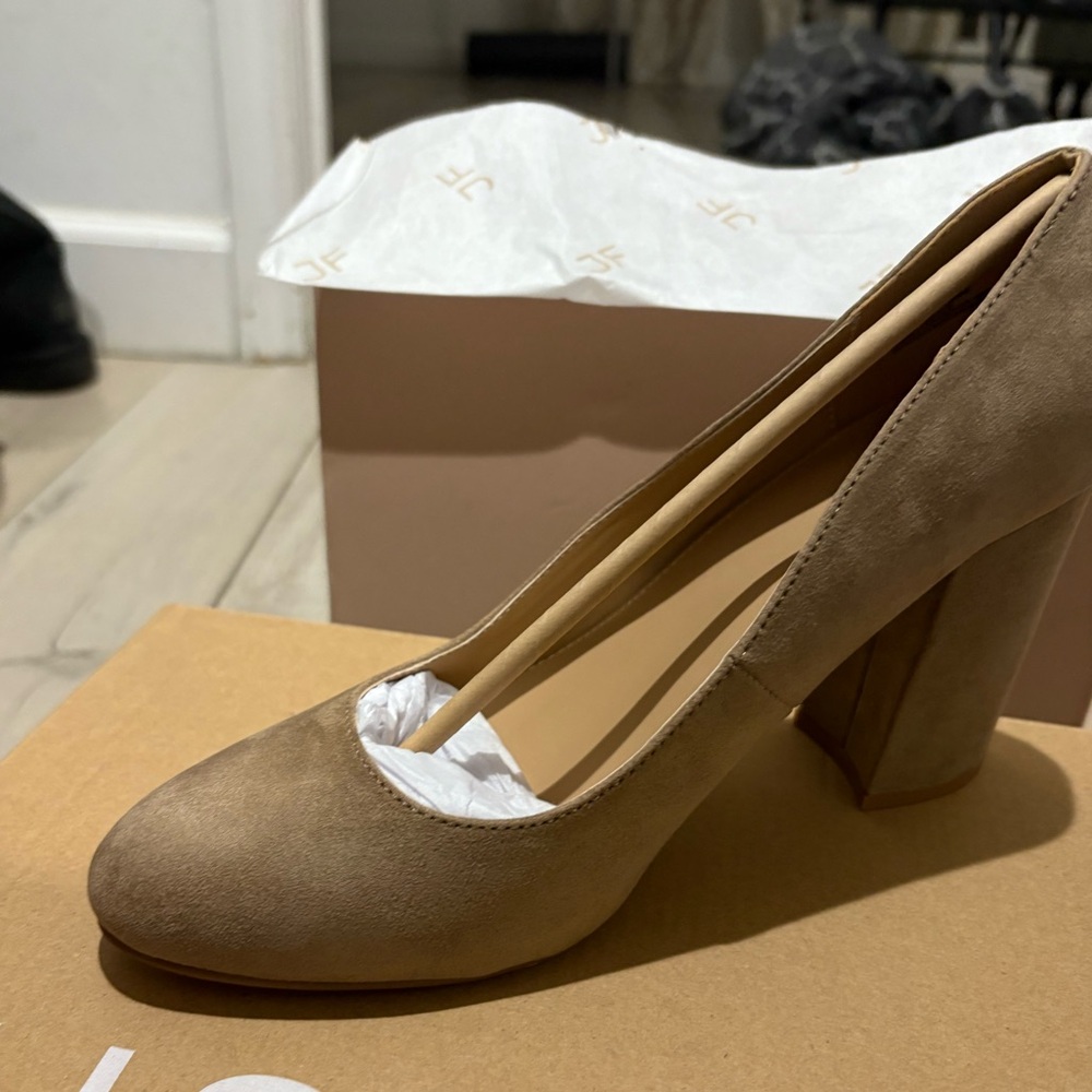 JustFab Tan Velvet Heels BRAND NEW
